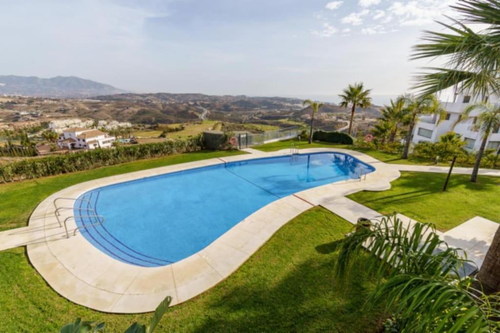 Los Cortijos - Golf & Sea - Ct 130 Малага Экстерьер фото
